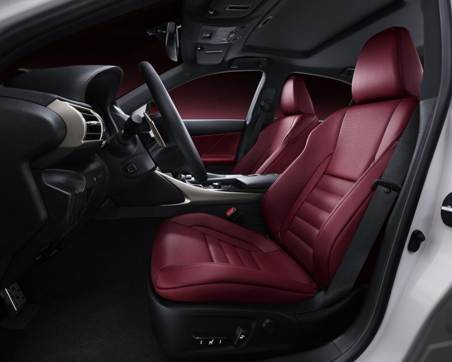  Lexus IS250 F-Sport 2013 года  (фото 5 из 23)